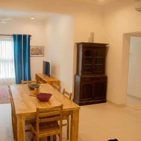 Apartment 10 Galle Bagian luar foto